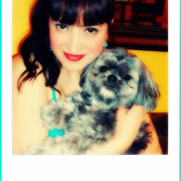 Meet your Posher, Angela - Picture 1 of 1